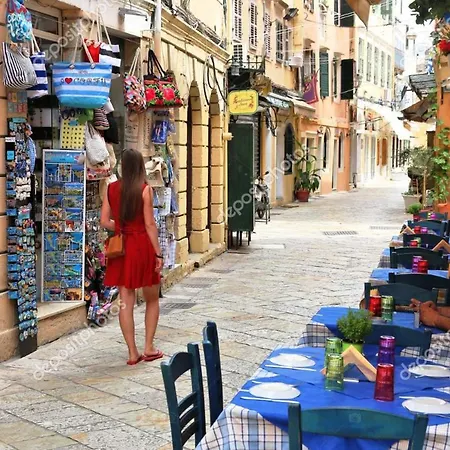 Fotinis - Corfu Town Feriehus Mantouki